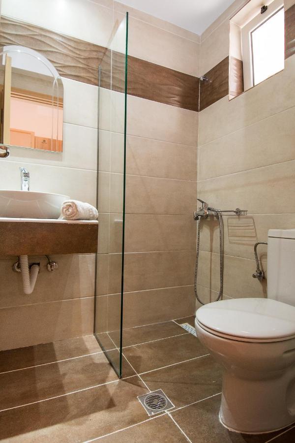 Pythari Apartments Laganas Luaran gambar
